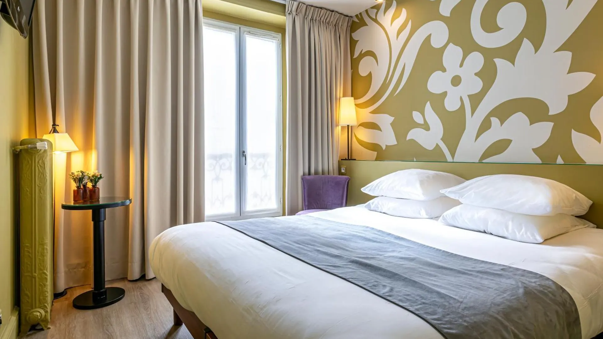 Gardette Park 4*