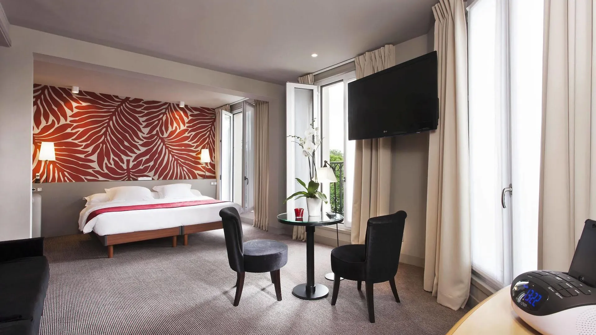 Gardette Park Otel 4*